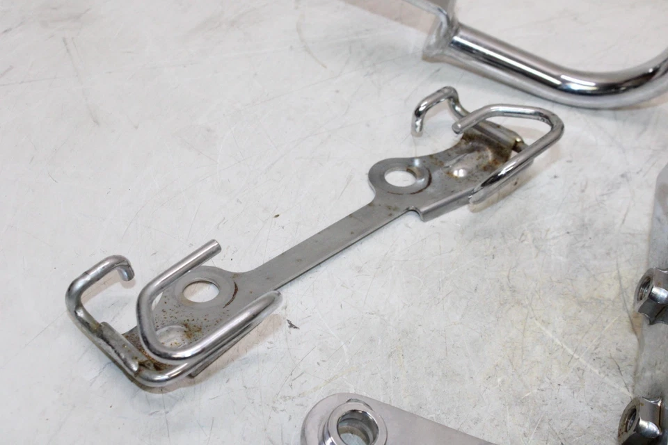 Yamaha Road Star XV1600A 2003 OEM MISC soporte cromado Foto 2 de 4