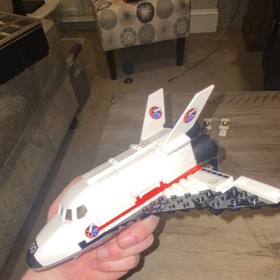 LEGO City 60078 Space Shuttle &ndash; 100% Complete w/ Astronauts & Instructions