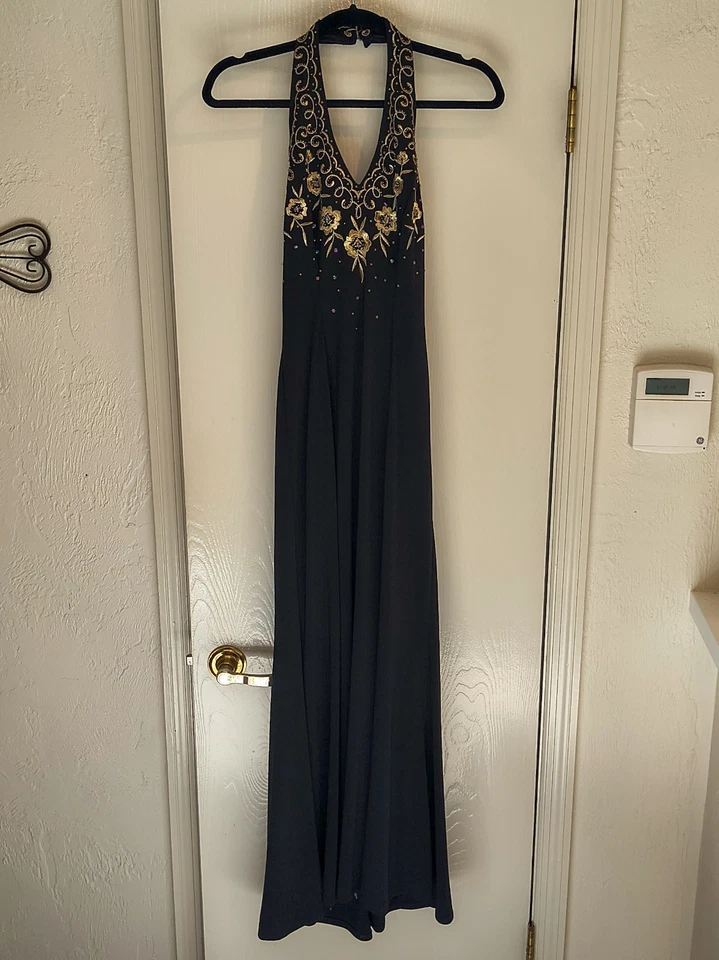 Size 4 Floor Length Black Gown Embroidered Gold Floral Beaded Sequin Accent NIKI - Image 3 of 4