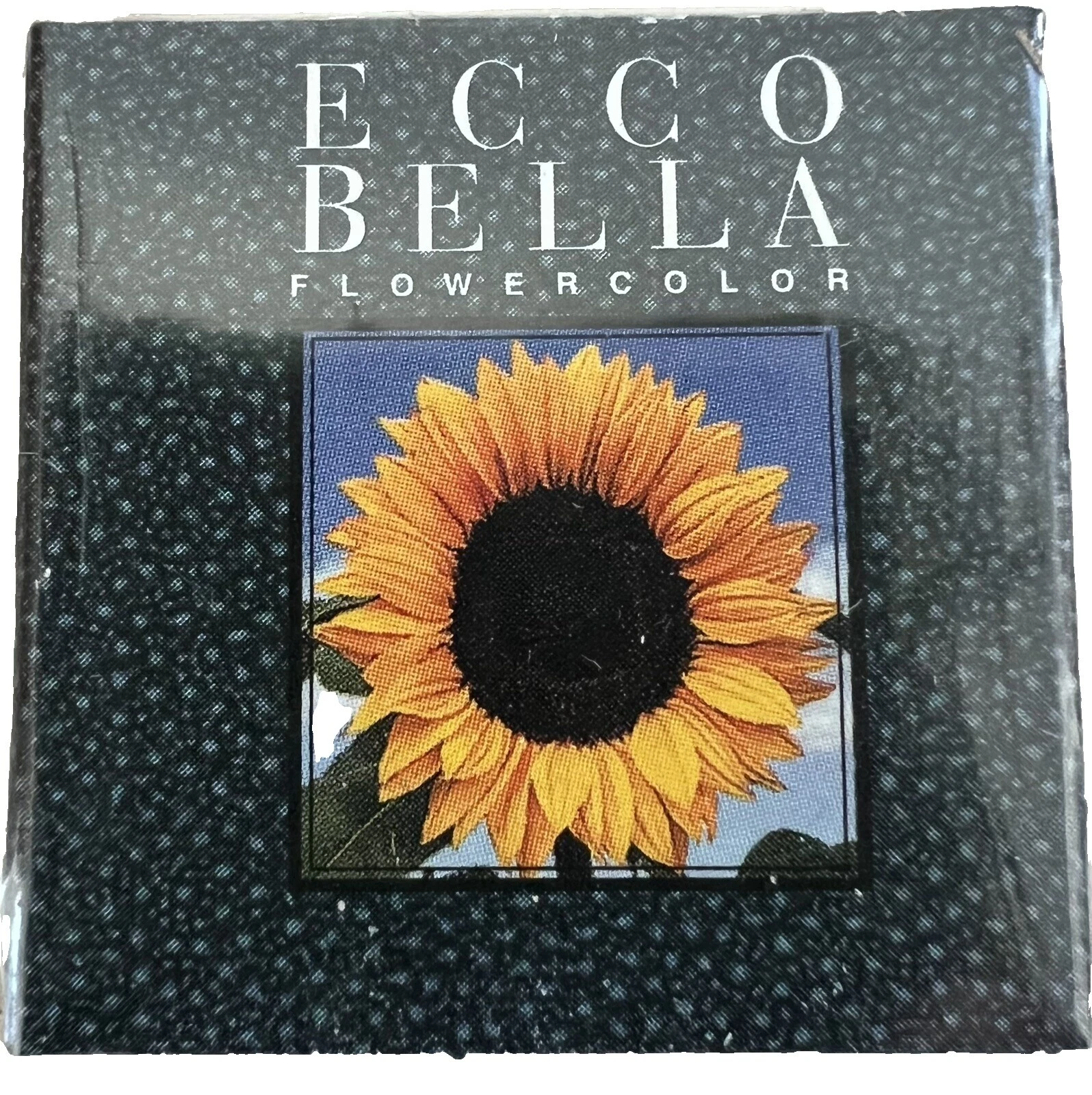 Ecco Bella Single Eye Makeup