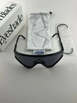 Oakley Eyeshade Disruptive By Design Black Grey Heritage 2014 Razor Blades NEW - Photo 1/4