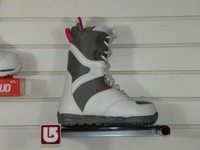 2014 Burton Coco Snowboard Boots Womens Size 7 White / Grey 2014 Burton Coco Snowboard Boots Womens Size 7 White / Grey