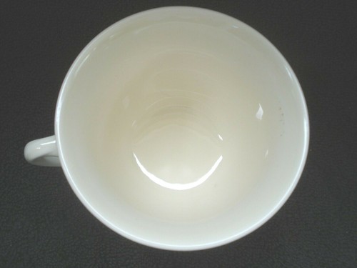 Wedgwood Queen's Plain Footed Ivory Cup - Picture 3 of 4