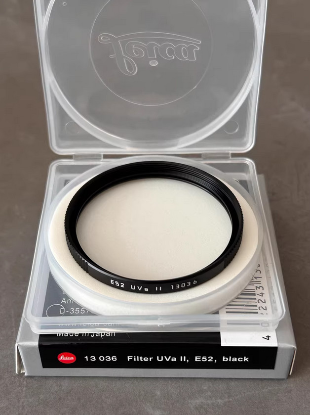 E52 black