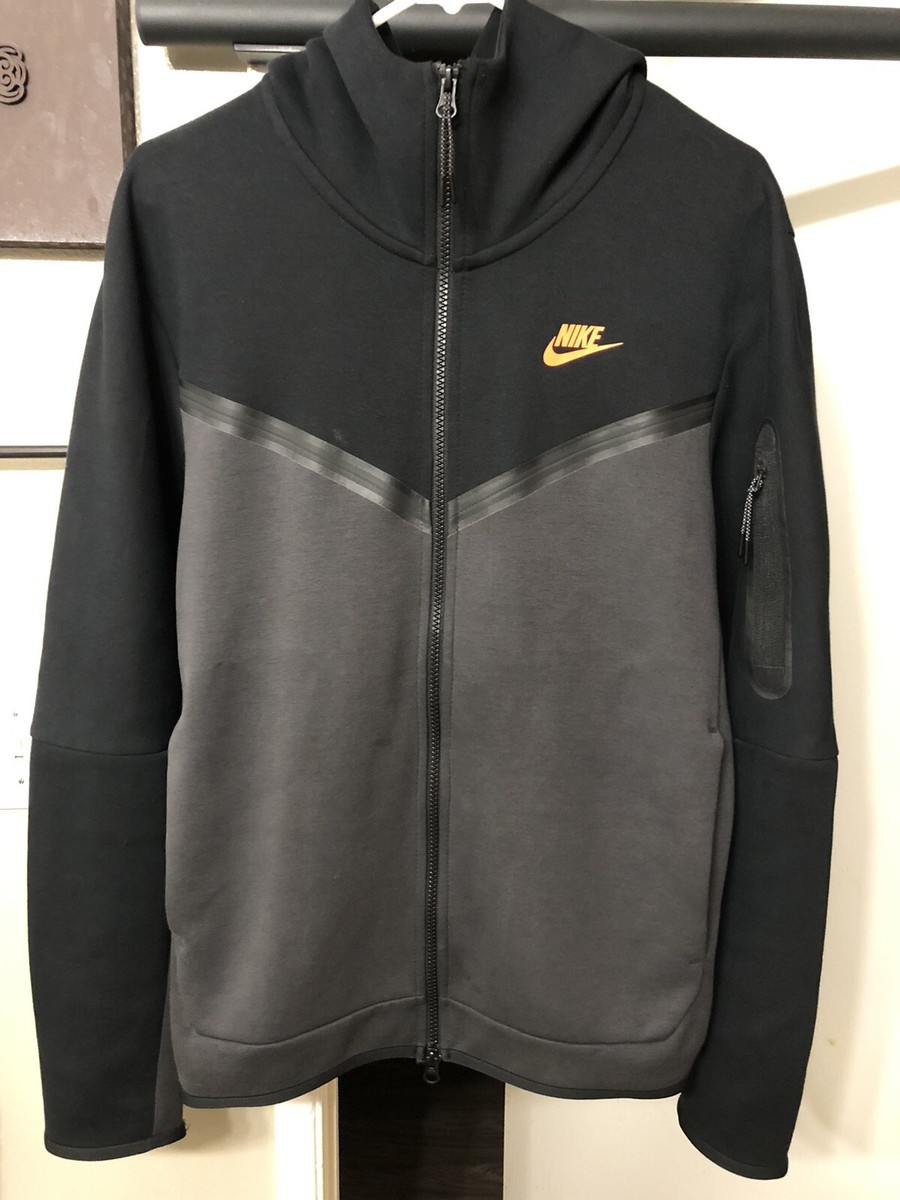 Nike Sportswear Tech Fleece Hoodie Black/Dark Smoke Grey Mens Size M  DV0537-010 | eBay