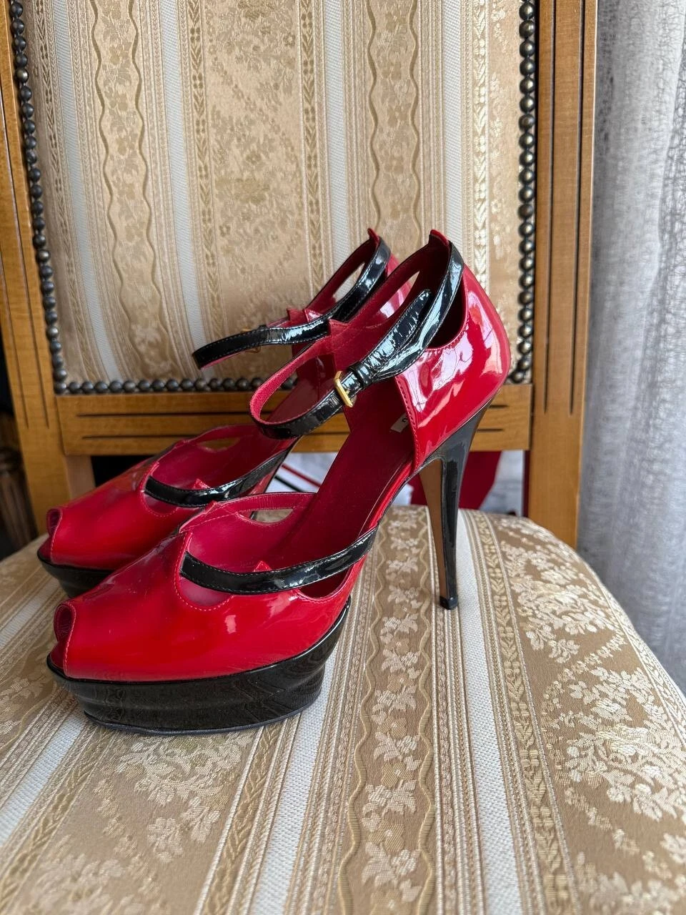 MIU MIU MADE IN ITALY CON SCATOLA ROSSO VERNICE TACCO DECOLTE DONNA TAGLIA EU 38