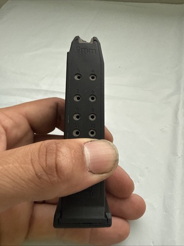 Glock Model 9mm 10 Round Magazine Used Black OEM 1594-01