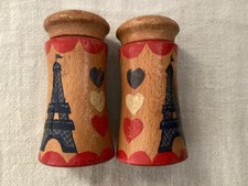 Paris France souvenir salt & pepper wooden painted