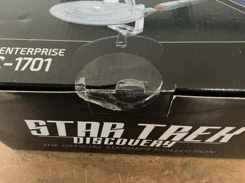 NEW 2021 EAGLEMOSS STAR TREK DISCOVERY USS ENTERPRISE NCC-1701 WITH MAGAZINE - Picture 2 of 9