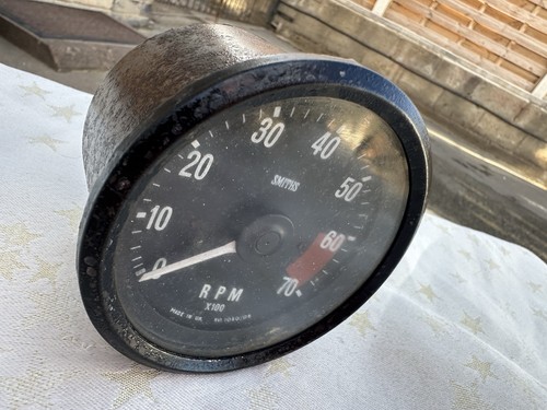 SMITHS REV COUNTER ROVER P6 RVI 1050/06 GENUINE WORKING 100MM REAR DIAMETER - Picture 2 of 4