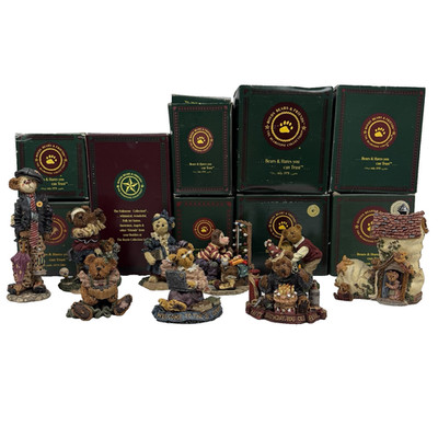 Lot of 9 Vintage Boyd's Bears & Friends Figurines Bearstone Collection w/ Boxes