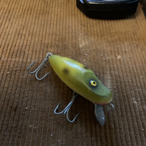 Arnold Wood Surface Plug 2.5” In Frog Tack eye Collectable