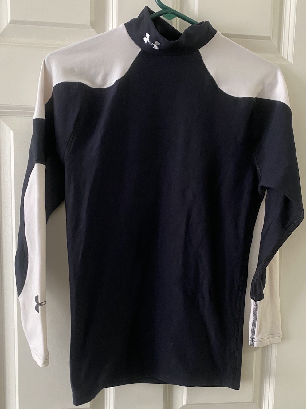 Men Under Armour Fitted Solid Black Long Sleeve W… - image 1