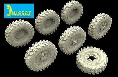 Hussar HSR-35156 - Ural 4320/BM-21 Polish Type Wheels (Trumpeter), Resin 1/35