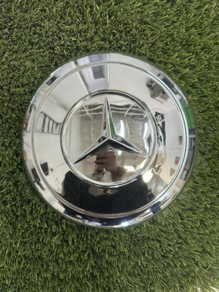 Mercedes-Benz 230 SL 1963 tapacubos tapacubos Foto 3 de 4