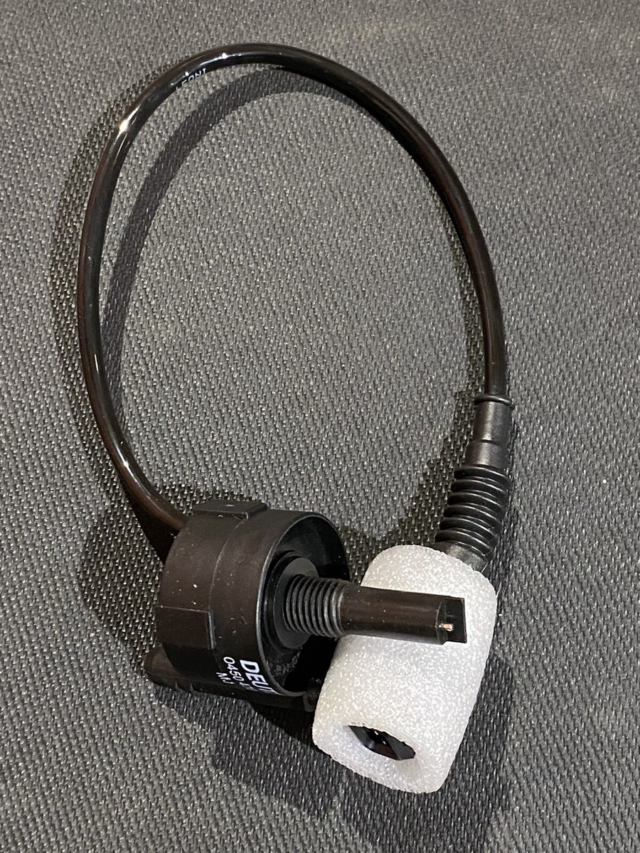 0450-4704 Oil Water Separation Sensor - Replacement For Deutz TCD2015, TCD2013, TCD4.1, TCD3.6, 2.9, 2.2 Engines - Compatible With 4504704 04504704