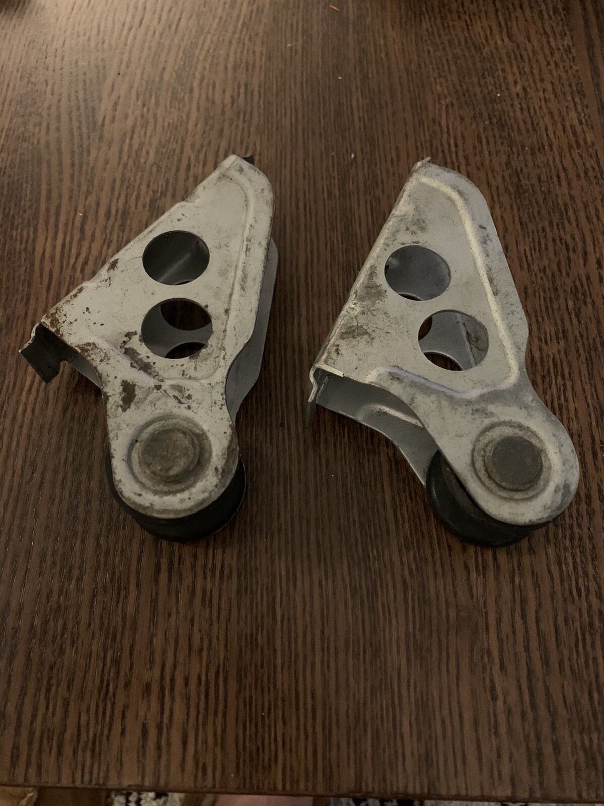 OEM BMW E30 Hood Latch Catch Roller Set 8491 318i 325e 325i 325ix eBay