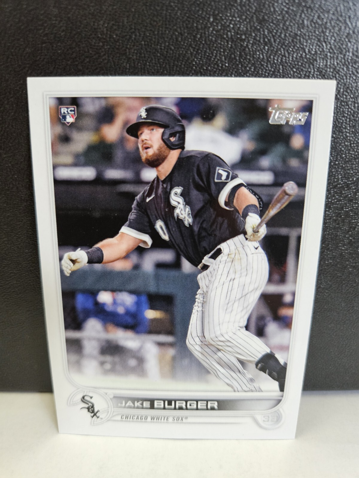 2022 TOPPS JAKE BURGER #186 ROOKIE 3B CHICAGO WHITE SOX BASEBALL CARD
