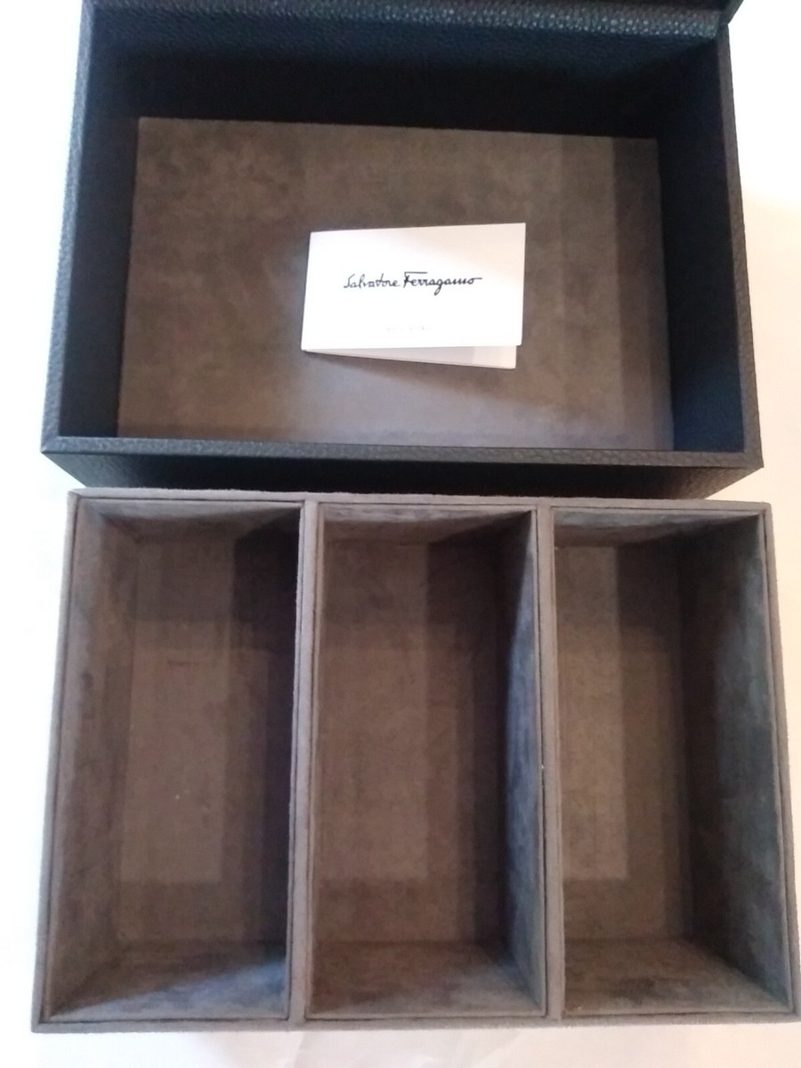 Authentic Salvatore Ferragamo Watch And Jewelry. Blue Calf  display picture 2