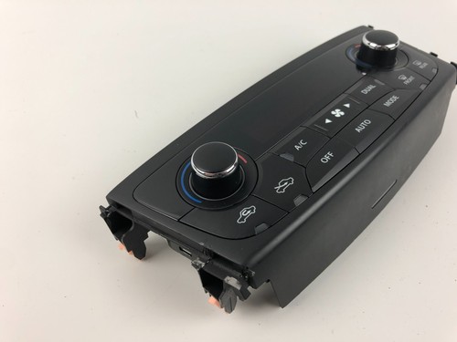 Suzuki SX4 S-Cross A/C Air Con Climate Heater Control Switch Panel 39510-61M10 - Picture 11 of 18