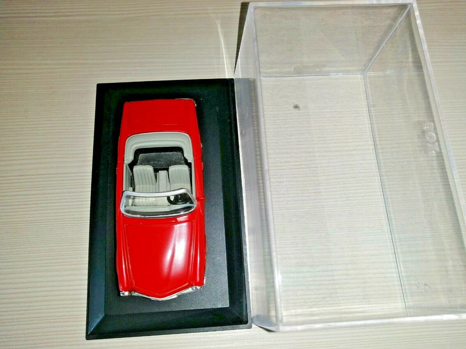MERCEDES BENZ 280SL 1968 NEW RAY SCALA 1/43 - Immagine 4 di 4