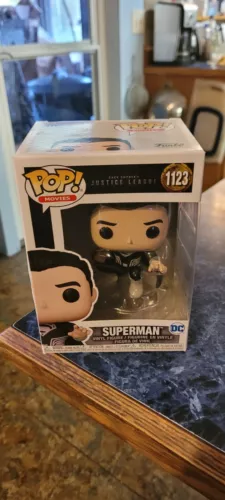 Funko Pop! Justice League Snyder Cut: SUPERMAN (Black Suit) #1123 889698568012