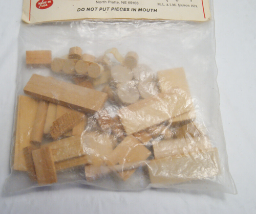 1974 Train Kit Do it Yourself Chief Honest John Wooden Western Vintage SEALED - Picture 6 of 6