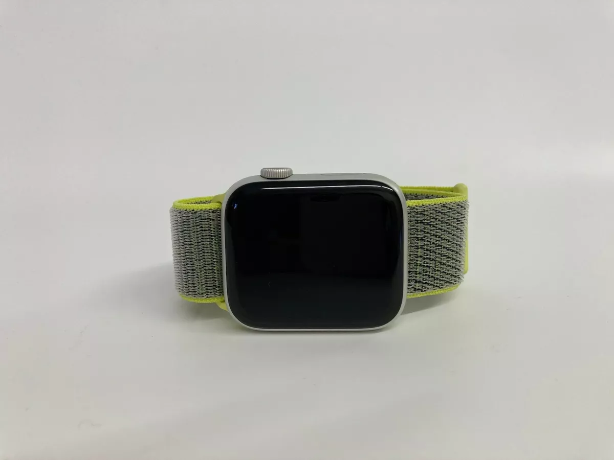 afijo puerta esponja Apple Watch Good Condition Nike Silver Series 4 44mm GPS LTE Grey Green  Band | eBay