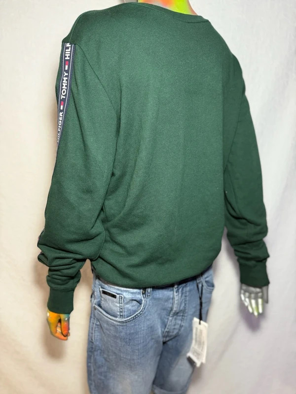 Tommy Hilfiger Men’s Essential Green Sweatshirt – Size M, Cotton Blend image 2