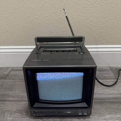 1982 Quasar UP1762UJ Solid-state Portable TV AC/DC Tested Working