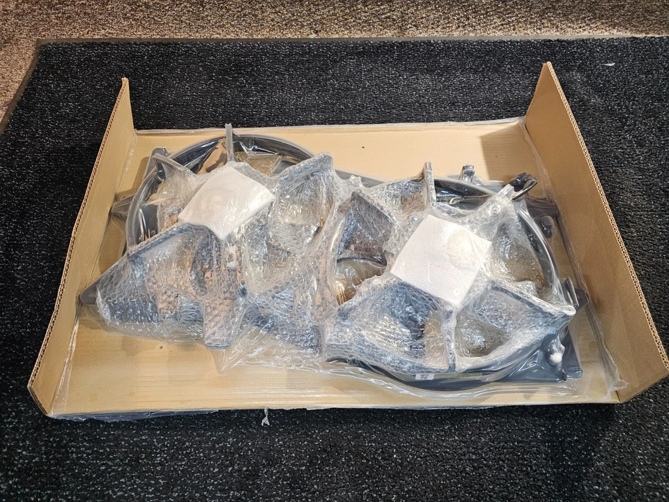 Conjunto de ventilador de refrigeración del motor Dorman 620-702 para Mazda MPV 2002-2005 Foto 3 de 4