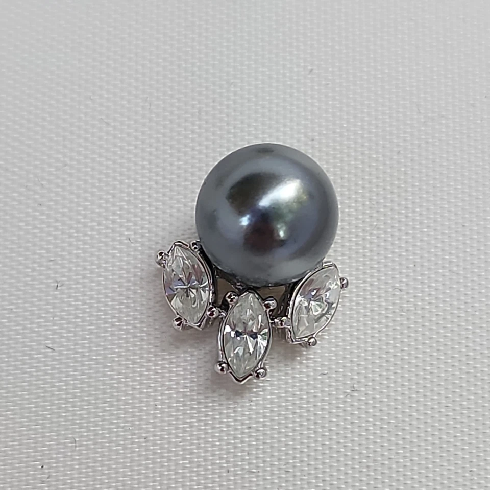 Nuevo en Caja Nolan Miller 8 en 1 Juego de Tachuelas y Chaqueta Perla Vidrio Intercambiable Foto 4 de 4