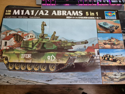Trumpeter 01535 Maßstab 1:35 M1A1/A2 Abrams 5 in 1 - NEU