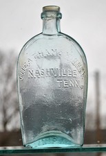 NASHVILLE, TENNESSEE WHISKEY FLASK: Cheathan & Kinney, Nashville, Tenn..