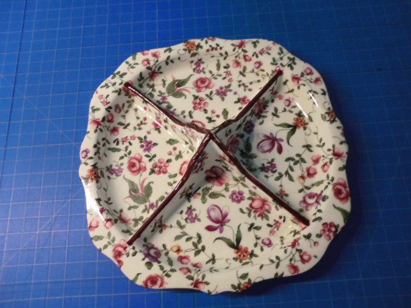 Vintage Erphila Czecho Slovakia Oxford Platter/Dish 4 part divided 9" d