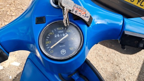 Vespa Dn200 Spanish 1981 UK registered - Picture 11 of 16