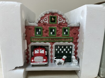 Partylite Hook & Ladder No 3 Firehouse Station Tea Light Holiday Candle Holder