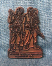 Vintage Vietnam Veterans Memorial Washington D.C. Rubber Magnet Made In USA CDJ3