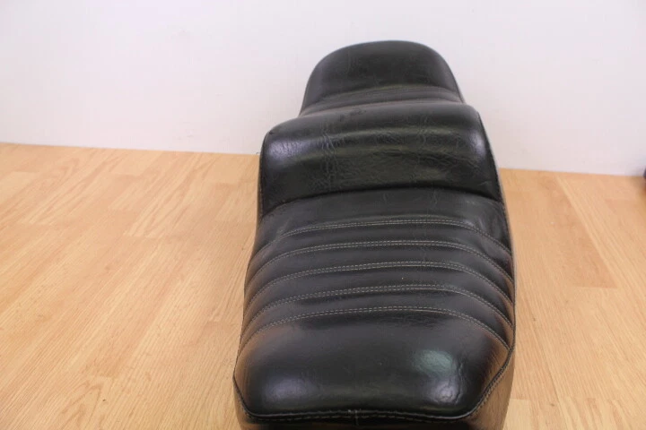 Selim de assento 1974 YAMAHA TX650A TX 650 - Imagem 3 de 4