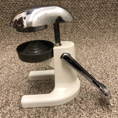 Heavy Duty White Enameled Steel / Chrome Juicer Manual Lever