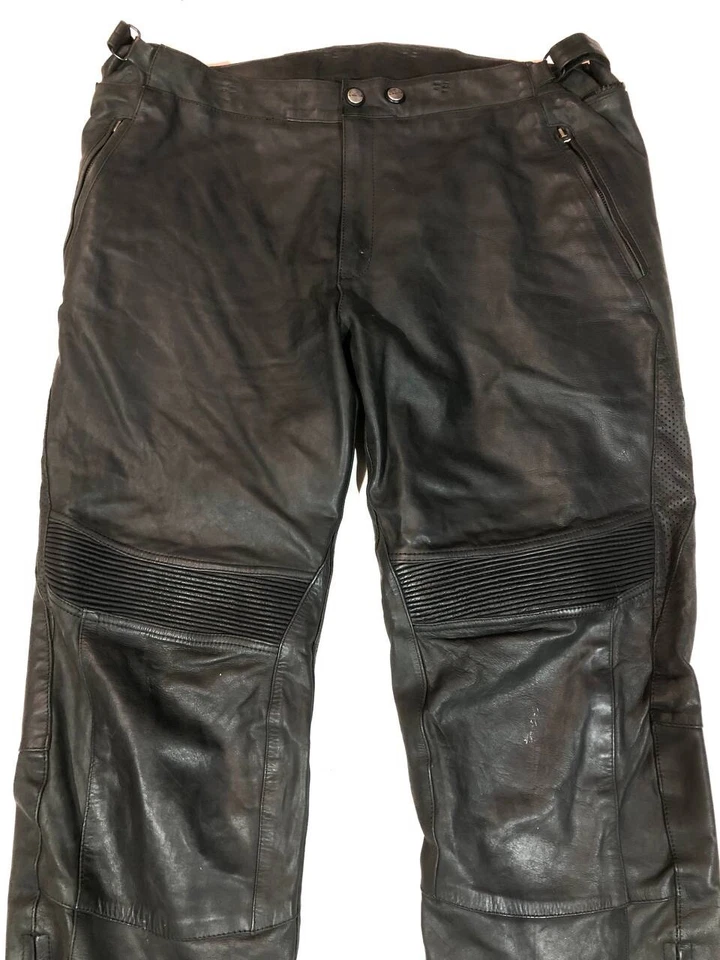 Pantalones de cuero para motocicletas de carreras  Foto 2 de 4