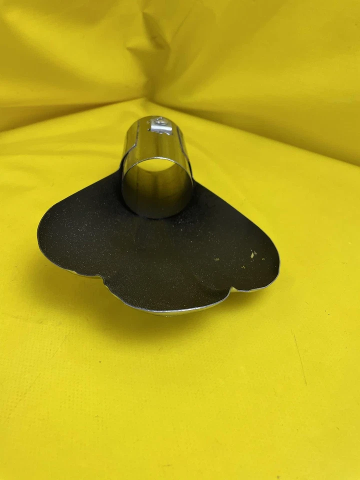 Nueva Pata de Escape Cromada Opel Captain OLYMPIA Rekord A/B Garra Coche Clásico Foto 3 de 4