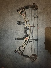 Hoyt Rampage XT Compound Bow Camo Aluminum Truglo Stabilizer and Fuse Sight 