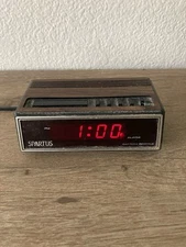 Vintage Spartus Digital Alarm Clock Faux Wood Grain Model 1108 Tested