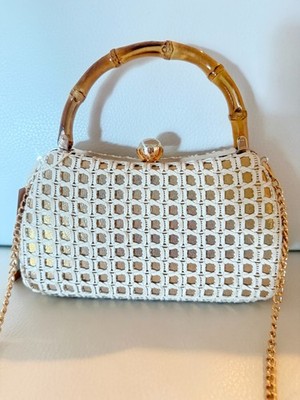TOMMY BAHAMA WHITE WOVEN LATTICE GOLD METALLIC HARD SHELL CLUCTH CROSSBODY BAG