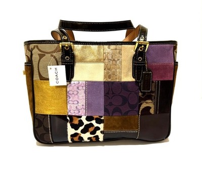 バッグ Vintage Coach Patchwork Tote Bag Purple NWT COACH PURPLE HOLIDAY MULTI SIG PATCHWORK GALLERY TOTE BAG