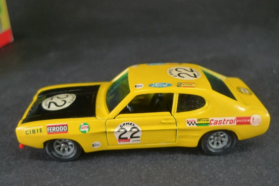 SOLIDO FRANCE.  Série 100.  FORD CAPRI .  REF:  190 + Boite. - Photo 2/4