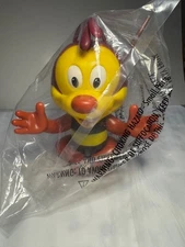 Walt Disney World EPCOT Bee Sipper Cup with Straw