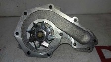 Pompe à eau Volvo 440