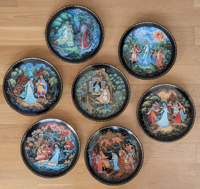 Bradex 7 Sammelteller ''Legend of the Snowmaiden'' Wandteller 1990 Set